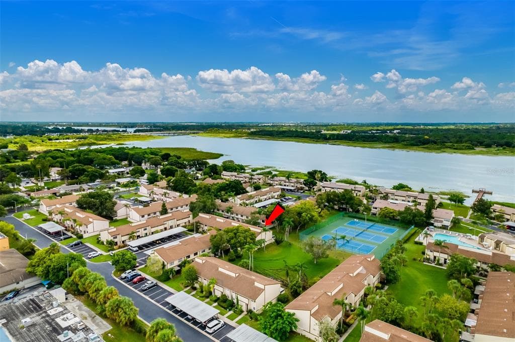 9209 SEMINOLE BOULEVARD UNIT 207 SEMINOLE, FL 33772