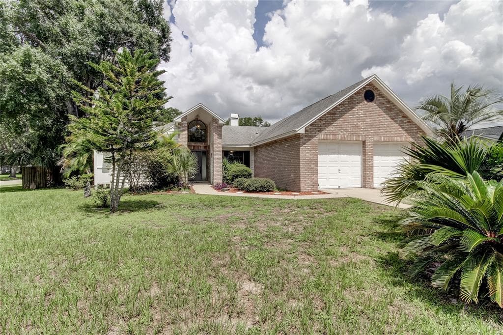 1040 SAWYERS COURT LUTZ, FL 33559