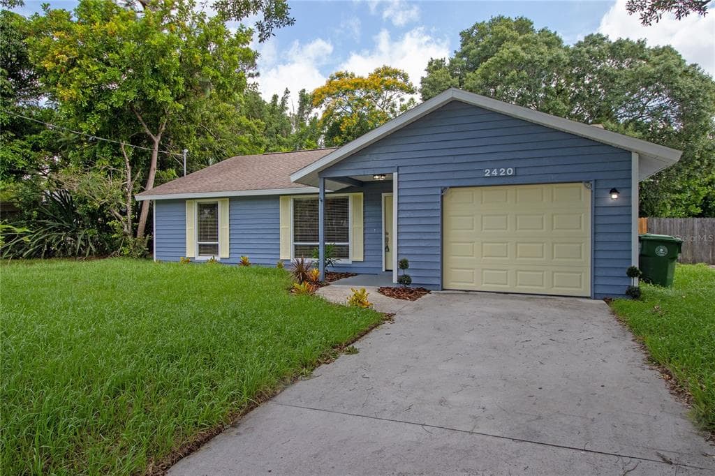 2420 7TH AVENUE W BRADENTON, FL 34205