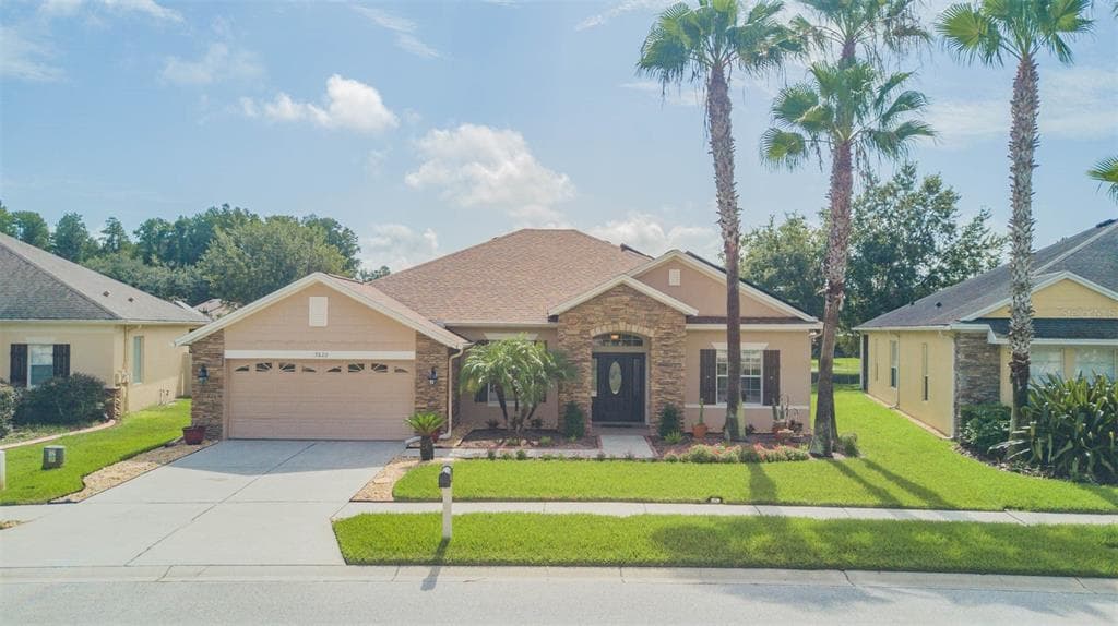 7620 WHISPERING WIND DRIVE LAND O LAKES, FL 34637