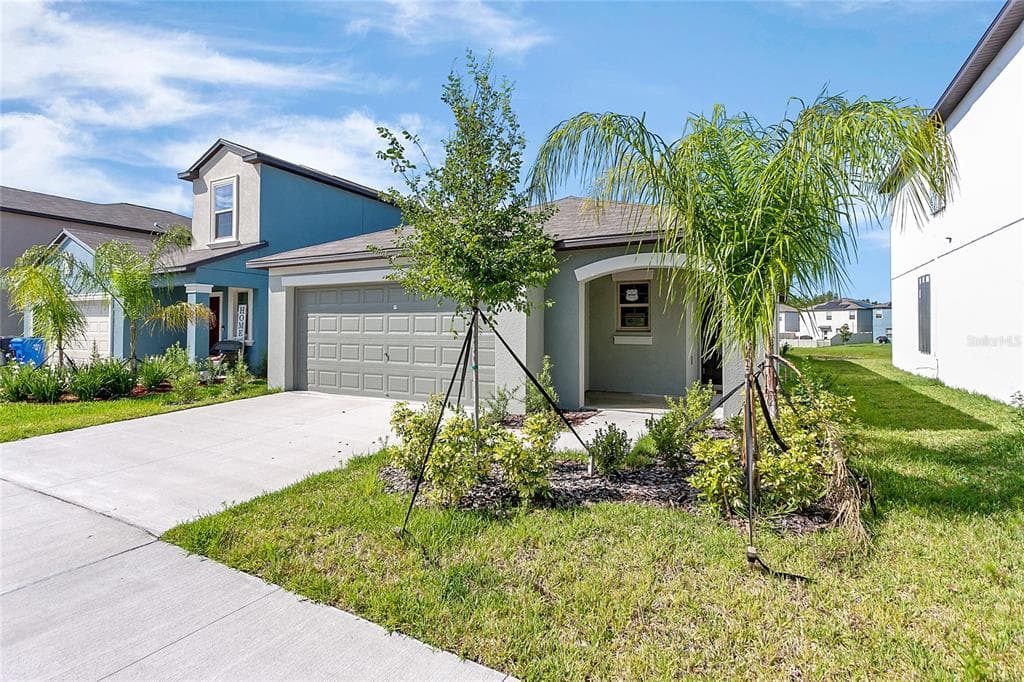 4315 UNBRIDLED SONG DRIVE RUSKIN, FL 33573
