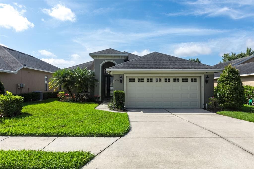 1094 STONEY CREEK DRIVE LAKELAND, FL 33811