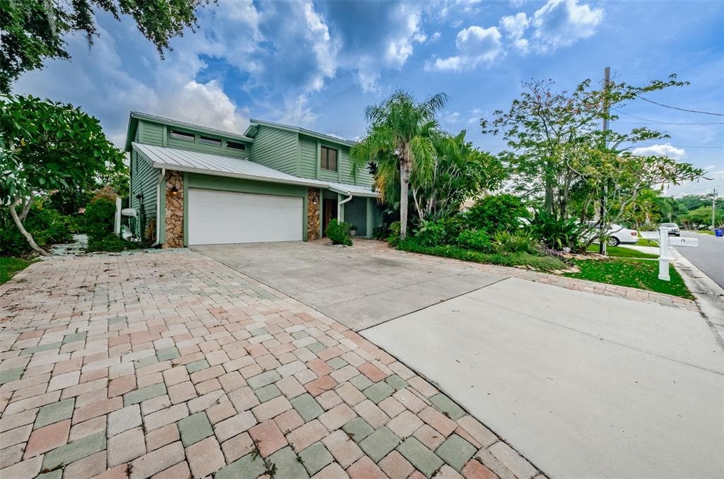 26 CYPRESS DRIVE PALM HARBOR, FL 34684