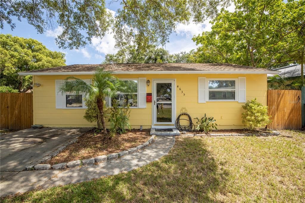 4635 39TH AVENUE N ST PETERSBURG, FL 33714