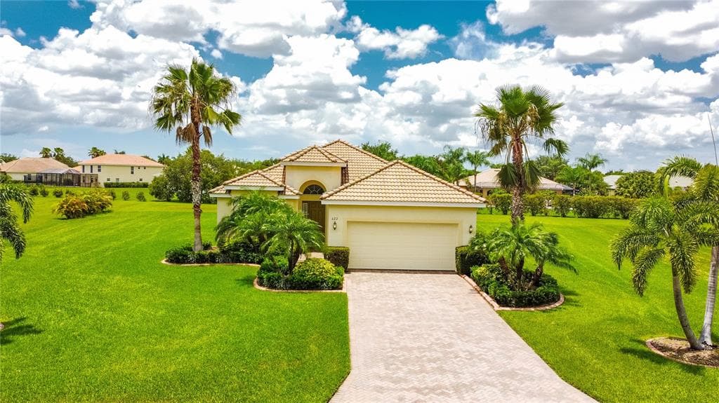 622 148TH COURT NE BRADENTON, FL 34212