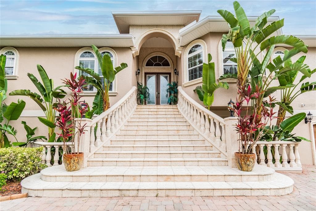 4908 W DRYAD STREET TAMPA, FL 33629