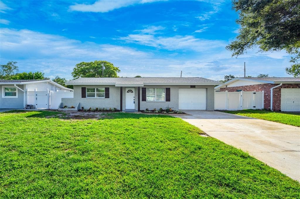 10822 109TH LANE LARGO, FL 33778