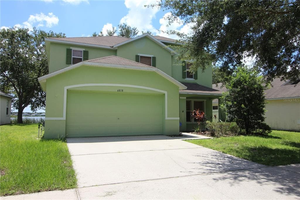 6818 WATERTON DRIVE RIVERVIEW, FL 33578
