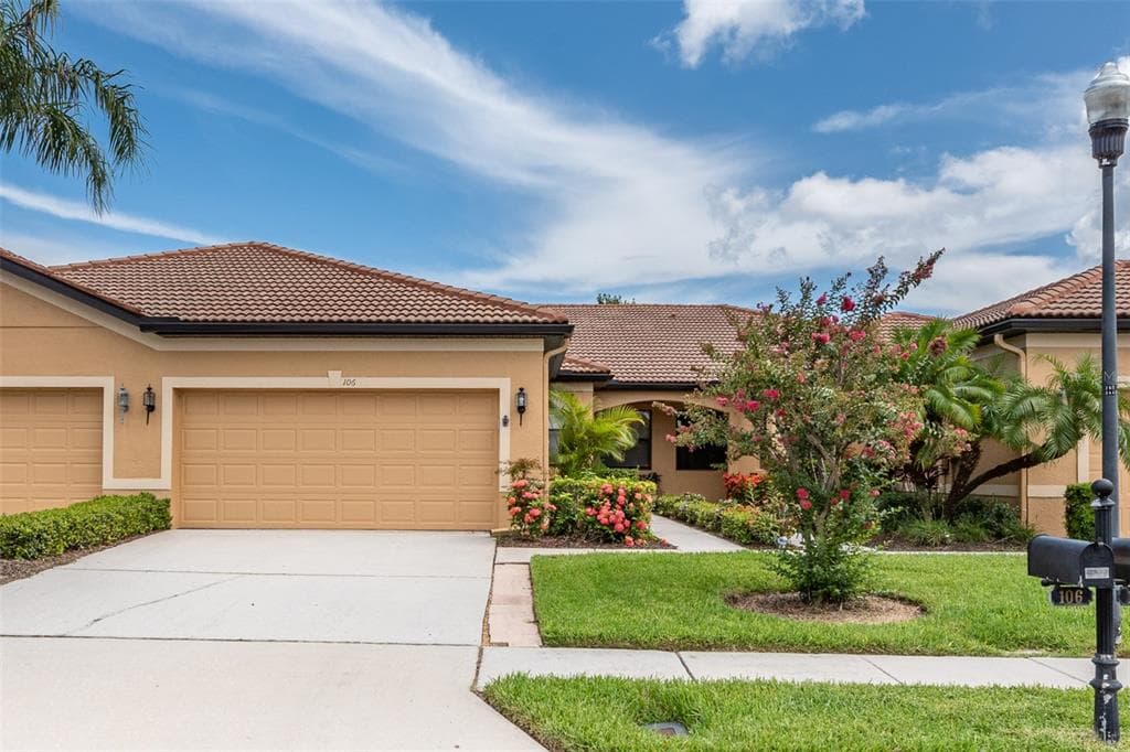106 SHELL FALLS DRIVE APOLLO BEACH, FL 33572