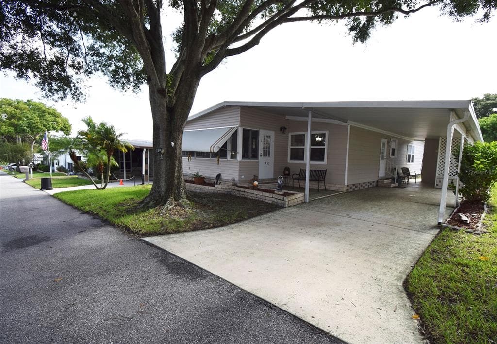 93 JACARANDA DRIVE SAFETY HARBOR, FL 34695