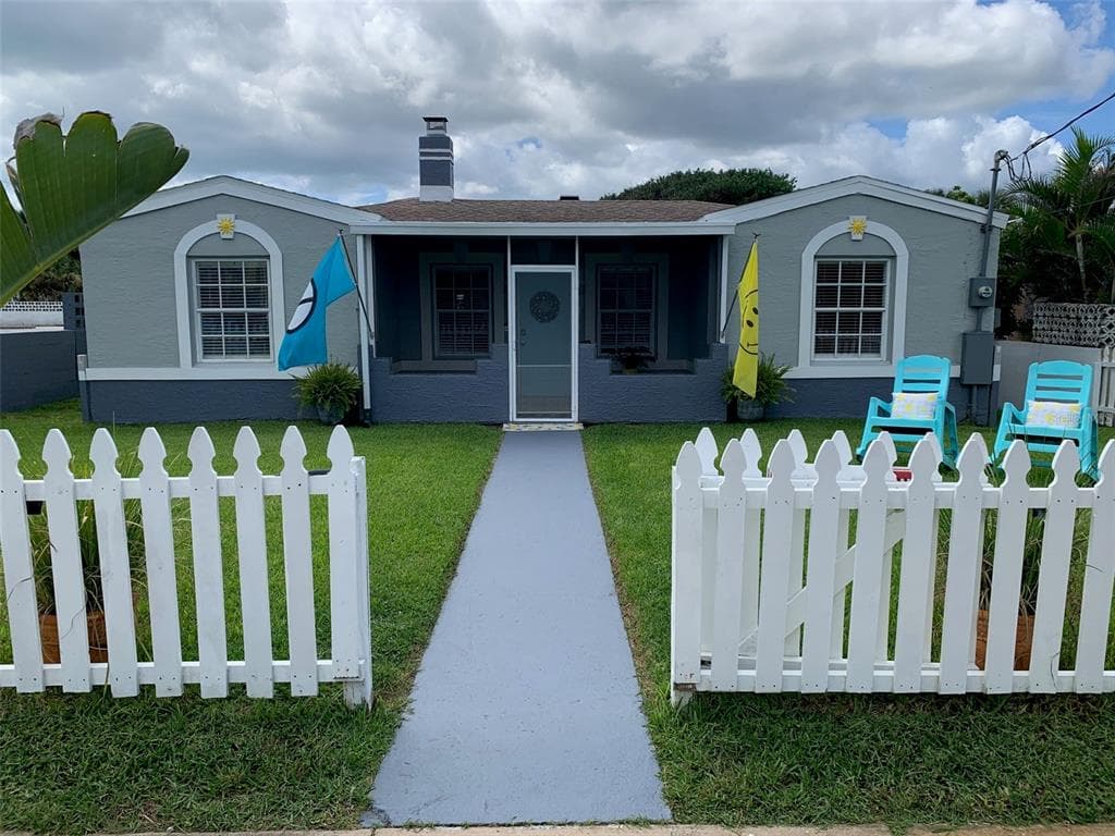 590 REVILO BOULEVARD DAYTONA BEACH, FL 32118