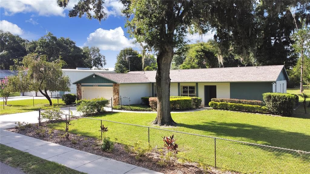 13101 LEWIS GALLAGHER ROAD DOVER, FL 33527
