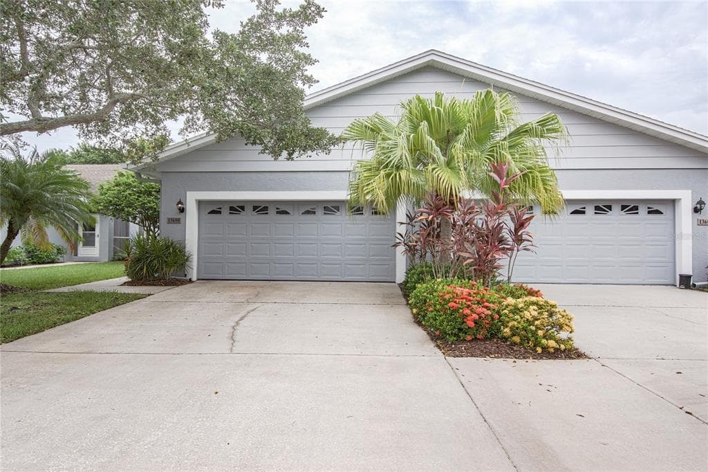 13600 LAKE POINT DRIVE S CLEARWATER, FL 33762