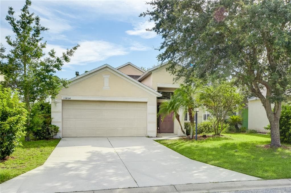 13854 WATERTHRUSH PLACE LAKEWOOD RANCH, FL 34202