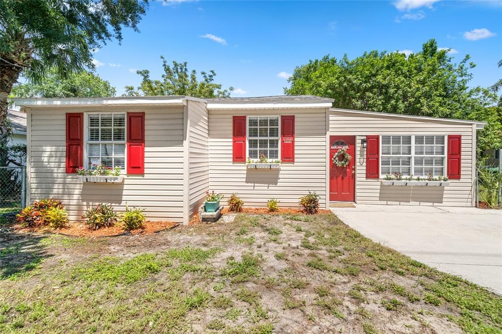 6710 S HIMES AVENUE TAMPA, FL 33611