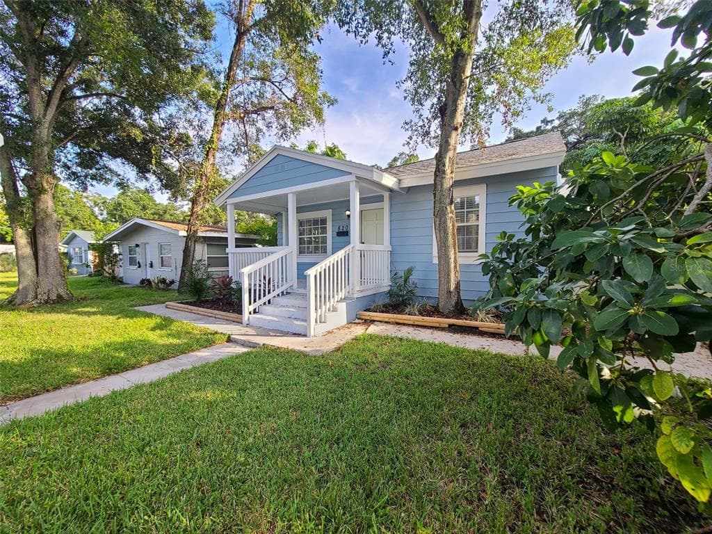 820 18TH AVENUE S ST PETERSBURG, FL 33705