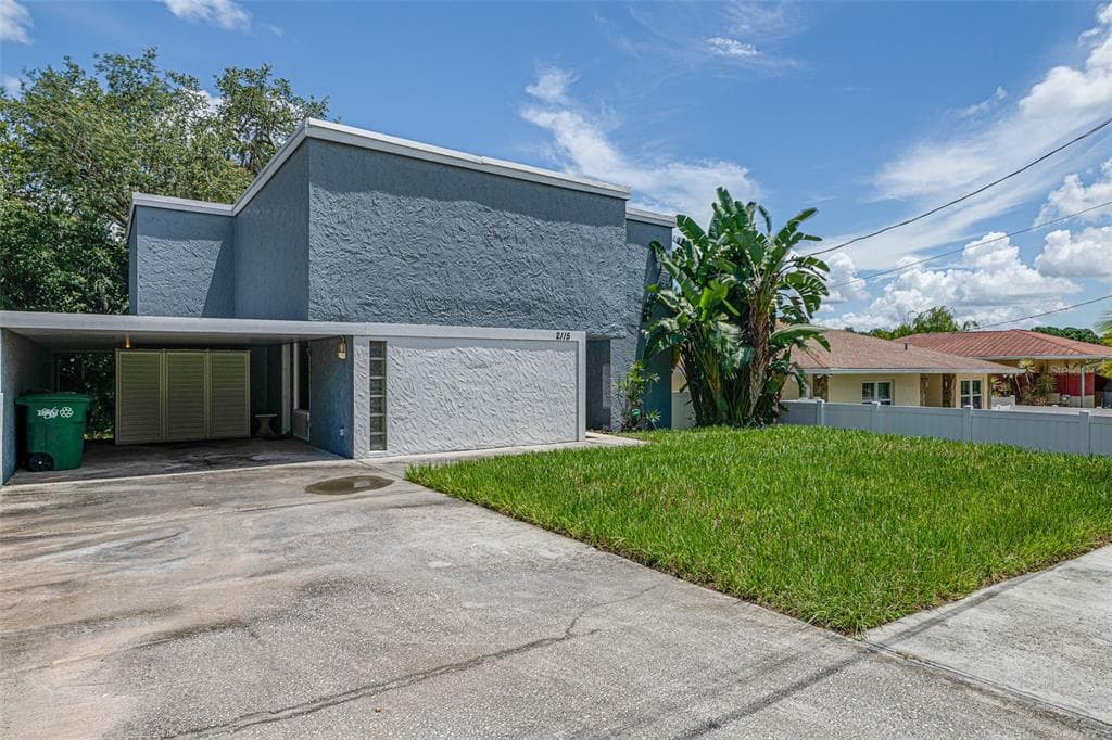 2115 W IVY STREET TAMPA, FL 33607