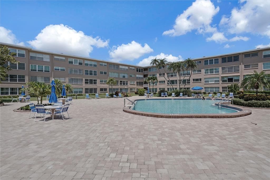 6201 2ND STREET E UNIT 73 ST PETE BEACH, FL 33706