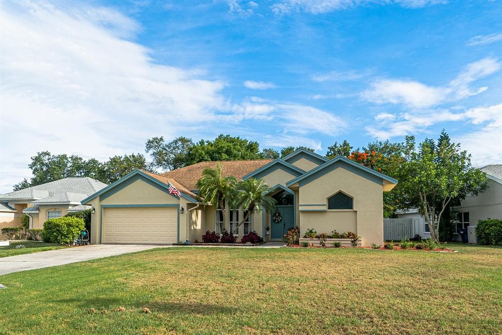 4220 FAIRFAX DRIVE E BRADENTON, FL 34203