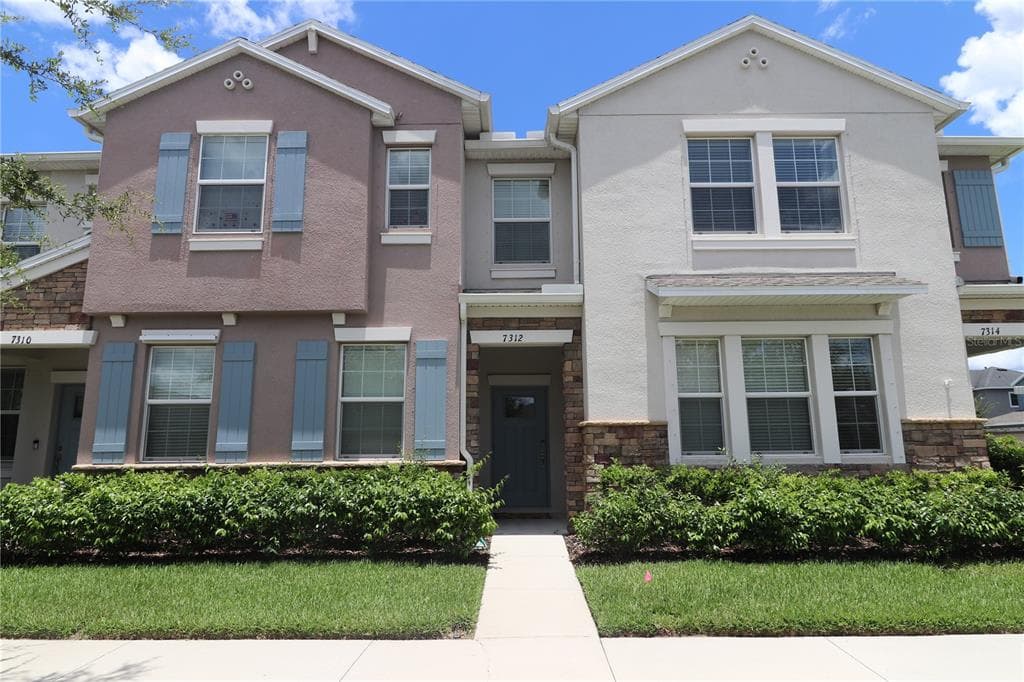 7312 MEETING HOUSE LANE APOLLO BEACH, FL 33572