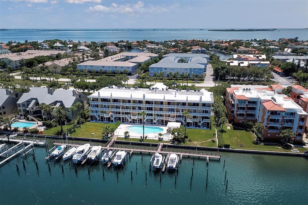 544 PINELLAS BAYWAY S UNIT 203