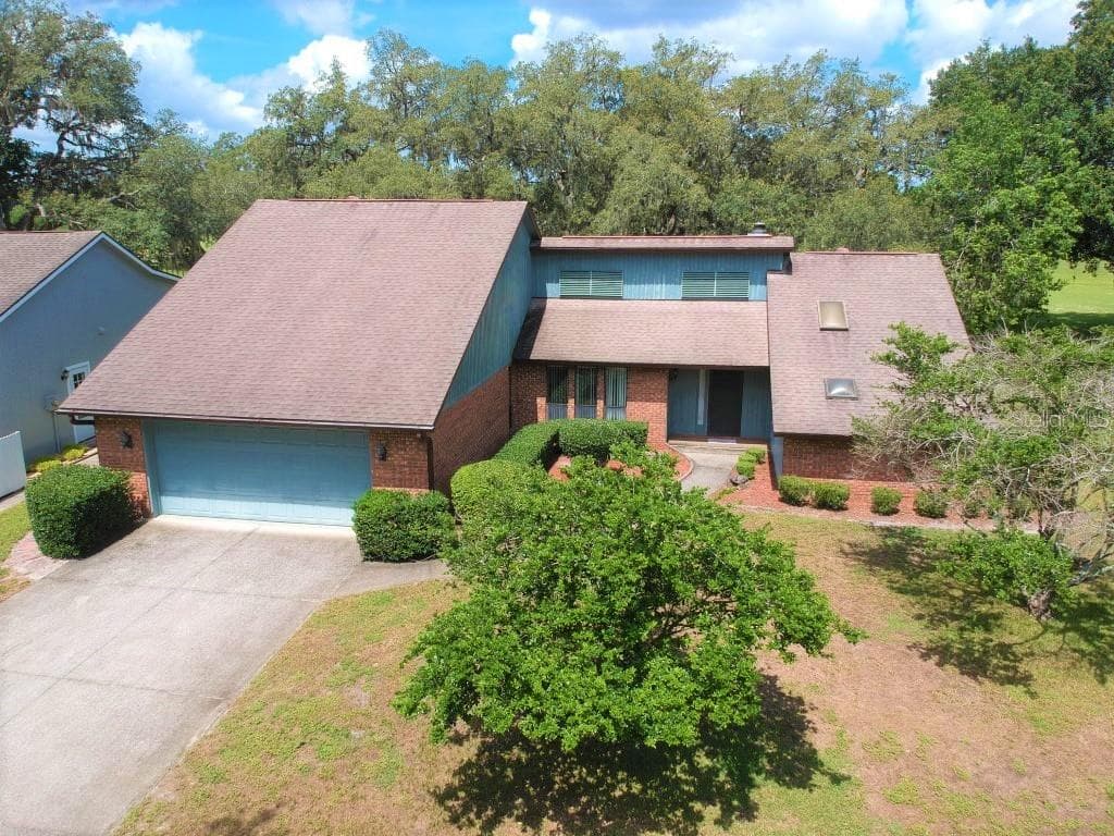 34366 WHISPERING OAKS BOULEVARD RIDGE MANOR, FL 33523