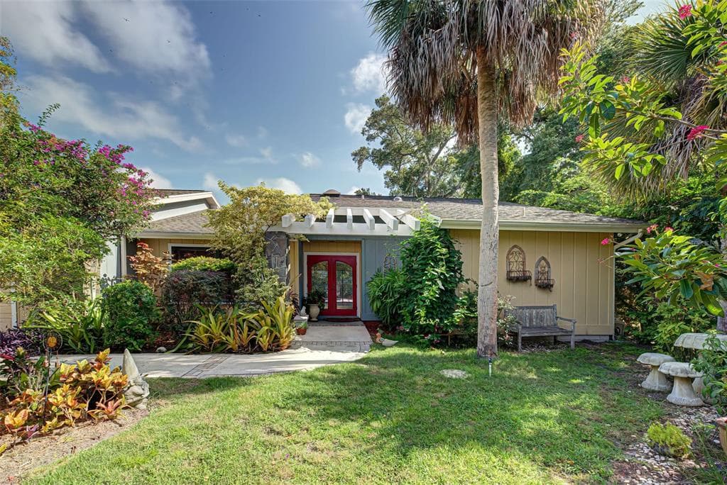 1625 FIELD ROAD SARASOTA, FL 34231