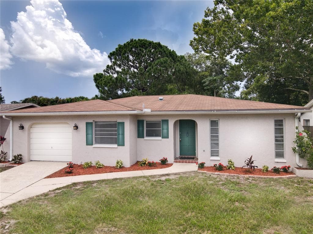 610 LINDA COURT PALM HARBOR, FL 34684