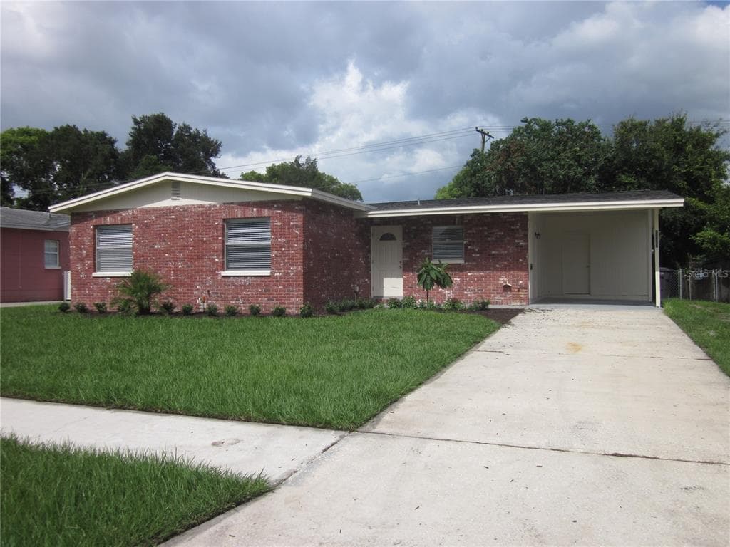 6423 AMUNDSON STREET TAMPA, FL 33634