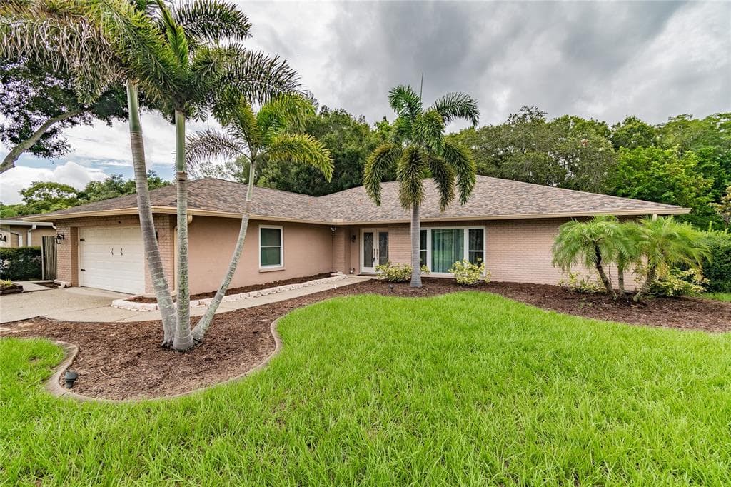 2190 MARQUITA DRIVE DUNEDIN, FL 34698