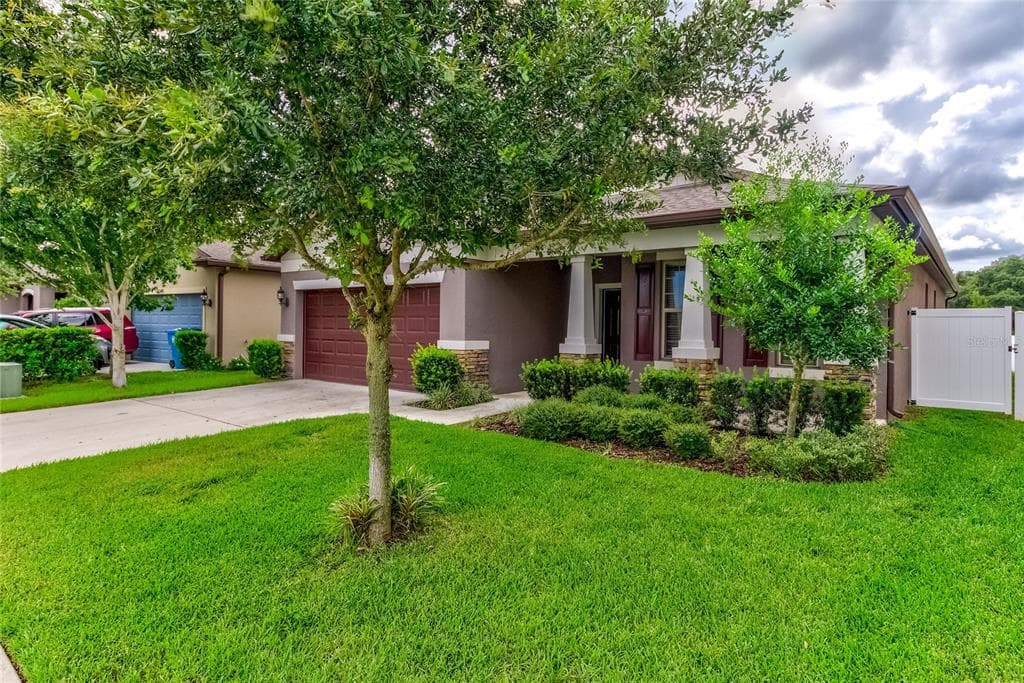 15359 STONE HOUSE DRIVE BROOKSVILLE, FL 34604
