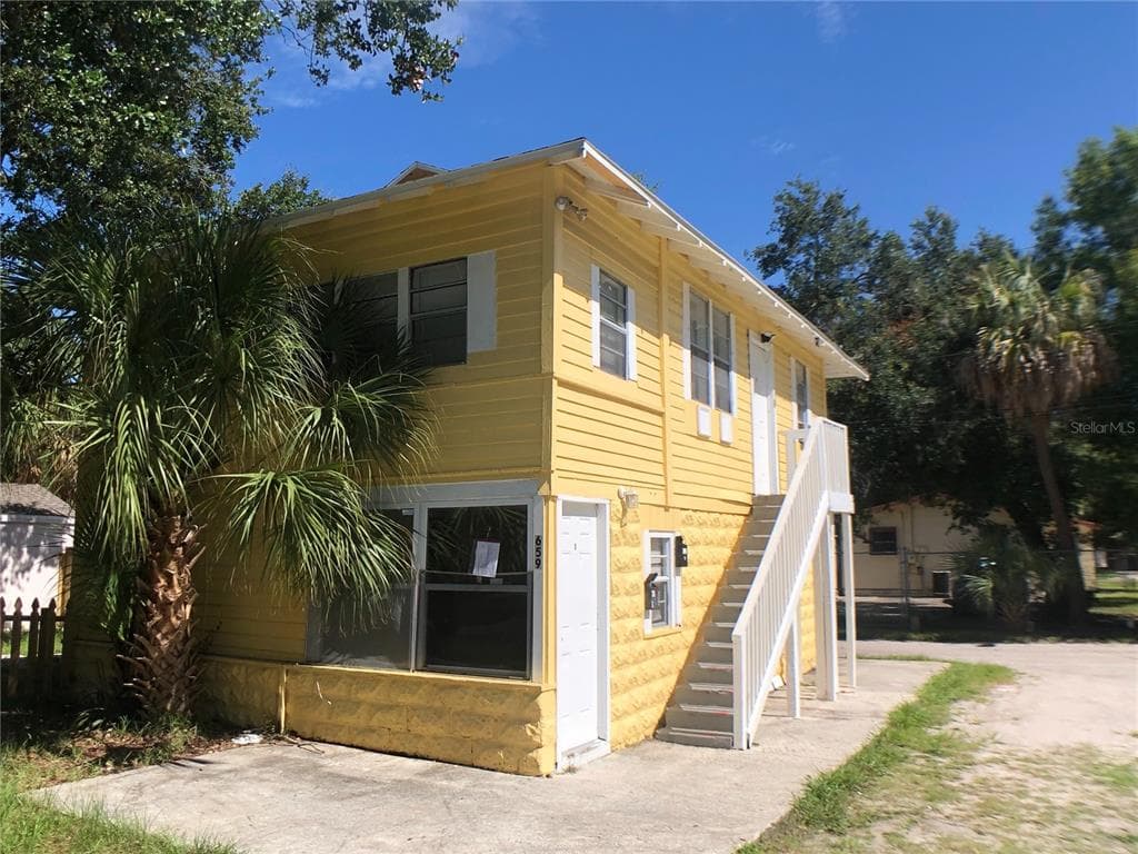 659 26TH AVENUE S UNIT 1 - Lower ST PETERSBURG, FL 33705