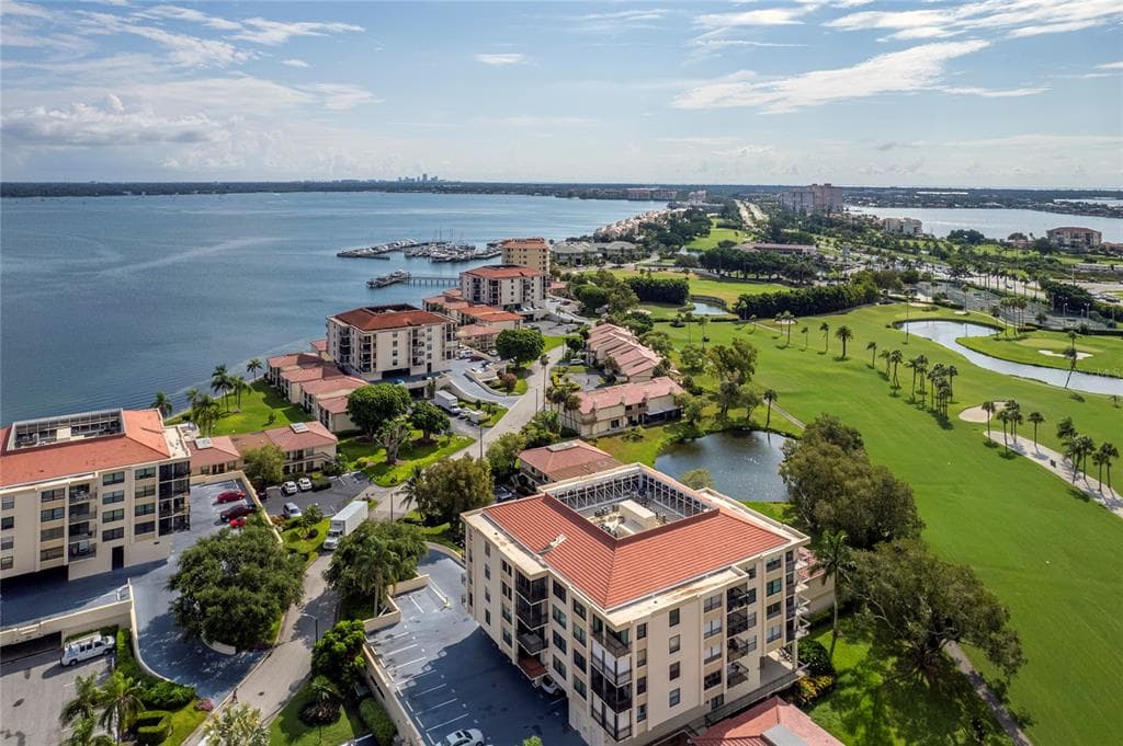 6180 SUN BOULEVARD UNIT 506 ST PETERSBURG, FL 33715