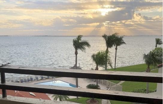 103 1ST STREET E UNIT 313 TIERRA VERDE, FL 33715