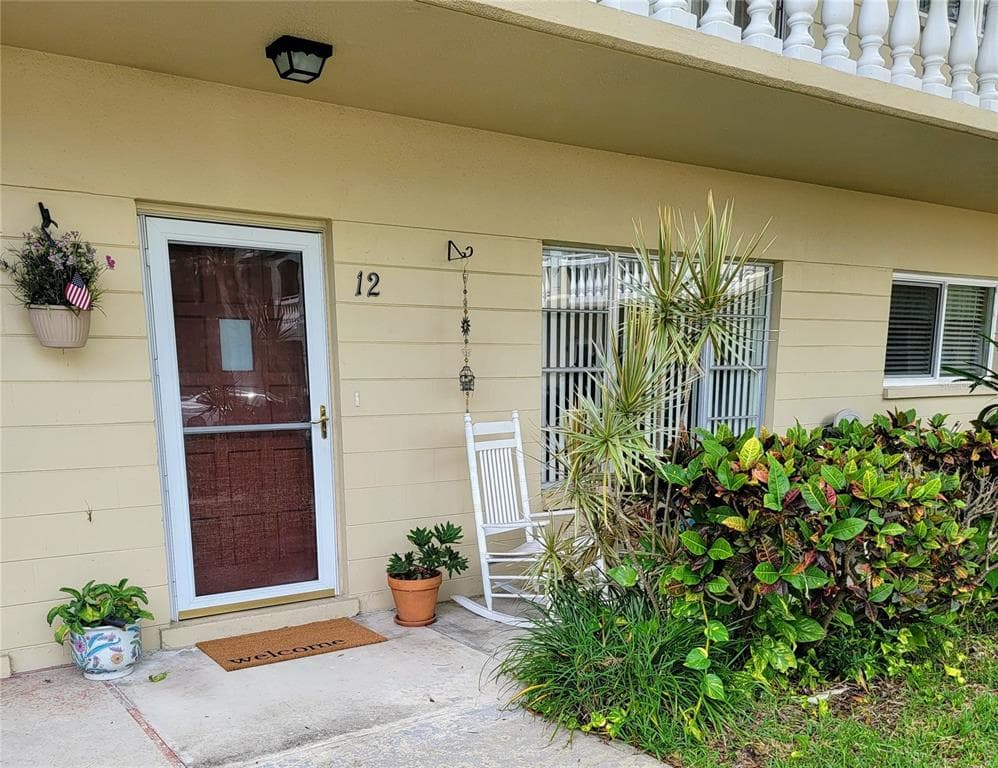 2330 ECUADORIAN WAY UNIT 12 CLEARWATER, FL 33763