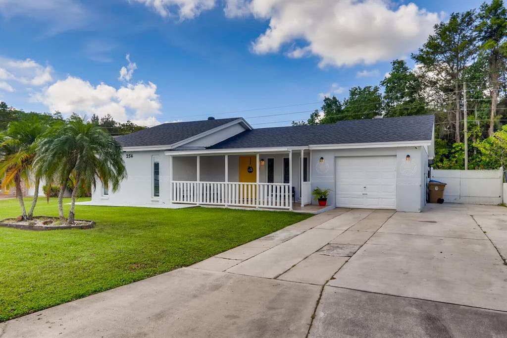 254 LA PAZ DRIVE KISSIMMEE, FL 34743