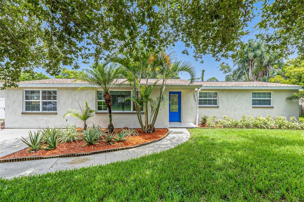 1807 CARLTON DRIVE CLEARWATER, FL 33759