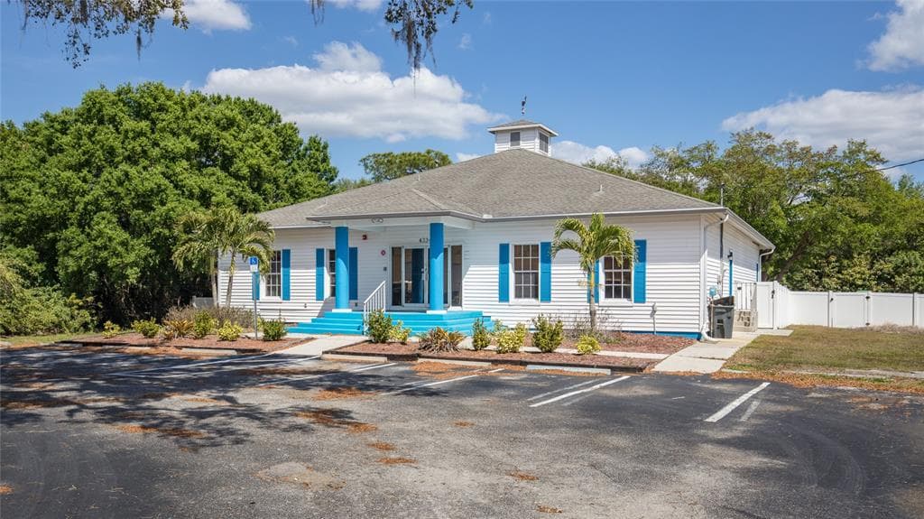 4334 LAURA STREET PORT CHARLOTTE, FL 33980