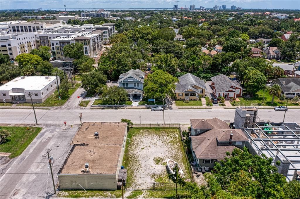 1903 W CASS STREET TAMPA, FL 33606