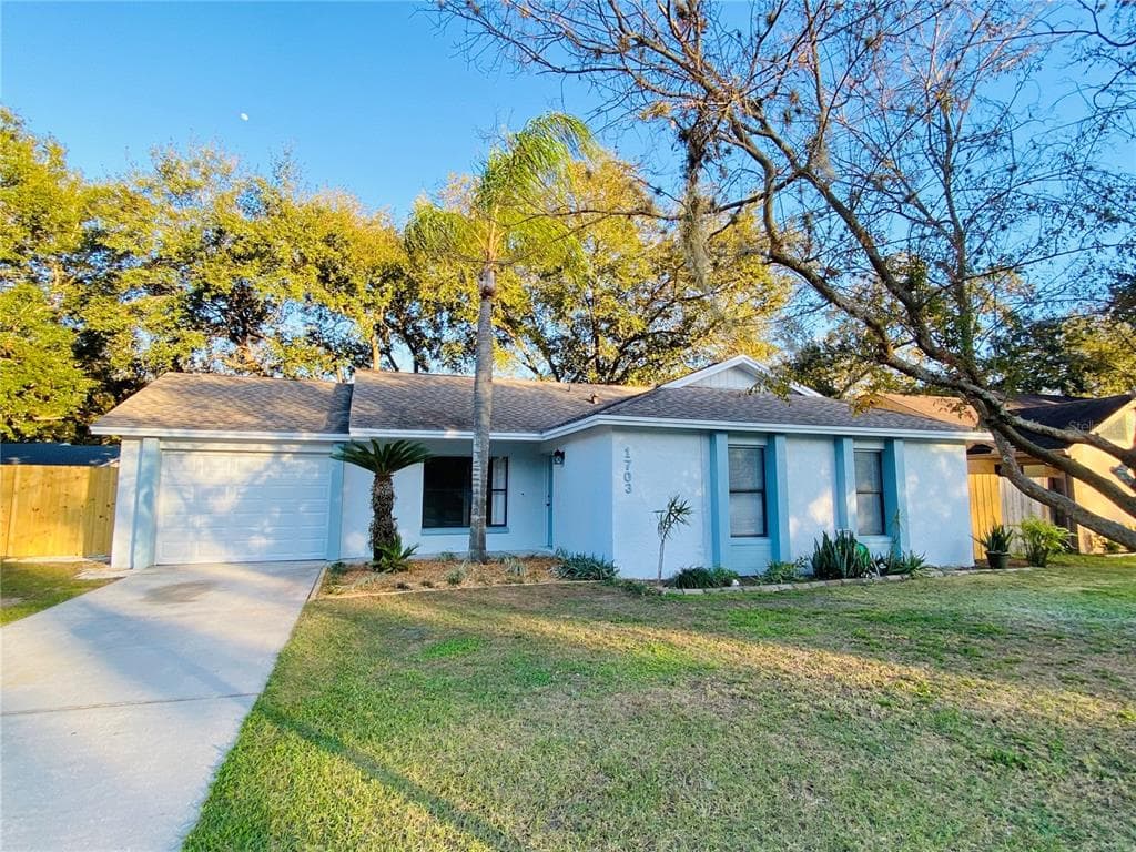 1703 NEWLAND PLACE VALRICO, FL 33594