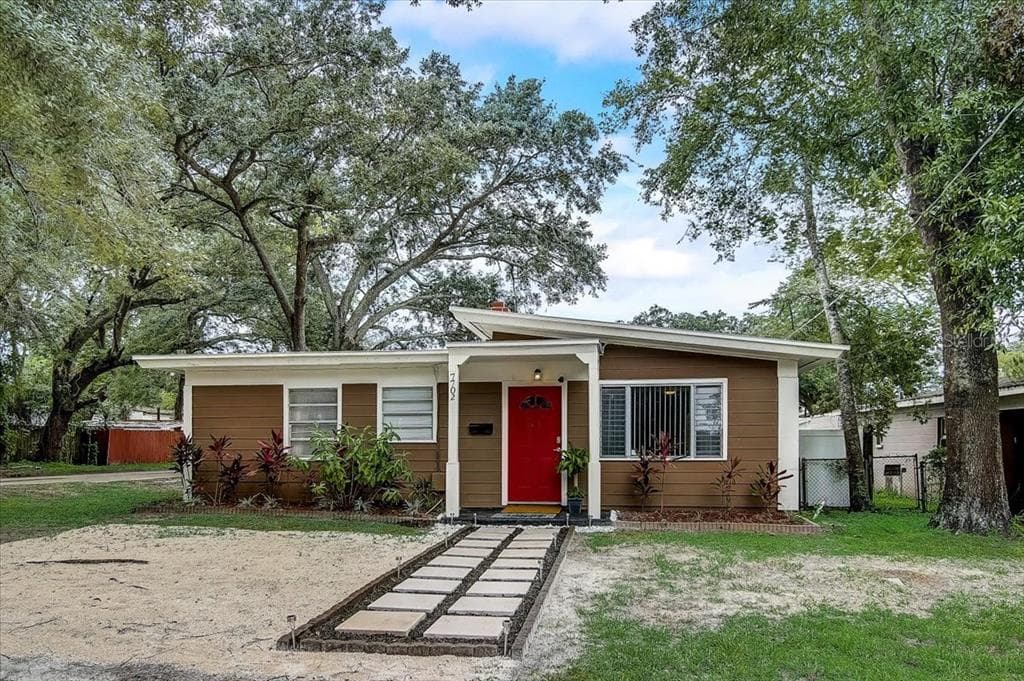 7702 N TALIAFERRO AVENUE TAMPA, FL 33604