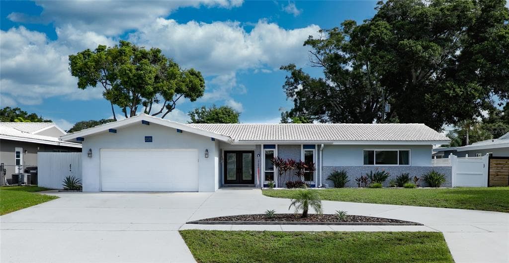 2078 ATTACHE COURT
