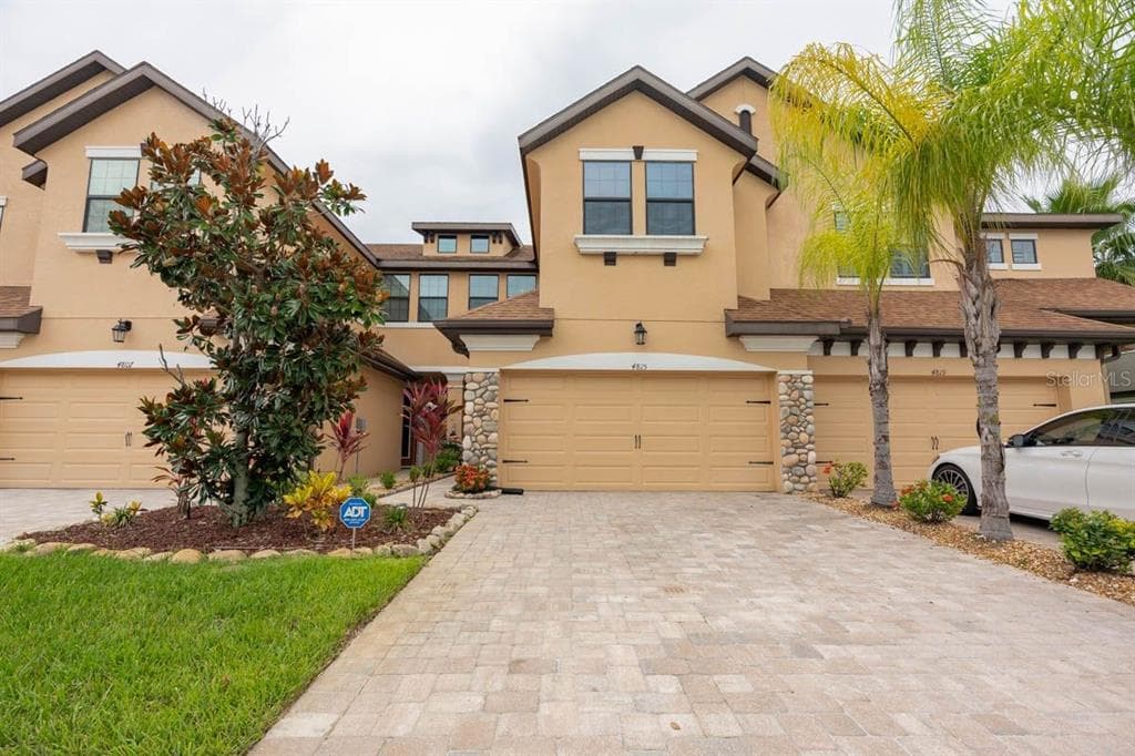4815 WANDERING WAY WESLEY CHAPEL, FL 33544