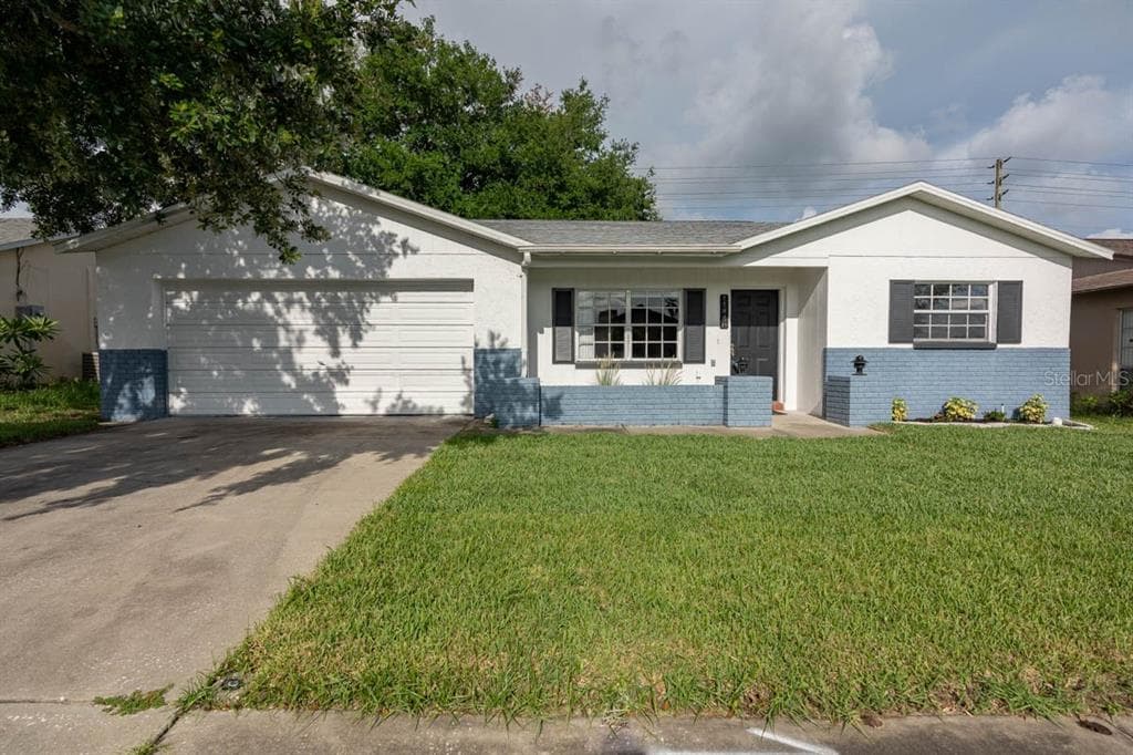 11440 FOX RUN PORT RICHEY, FL 34668