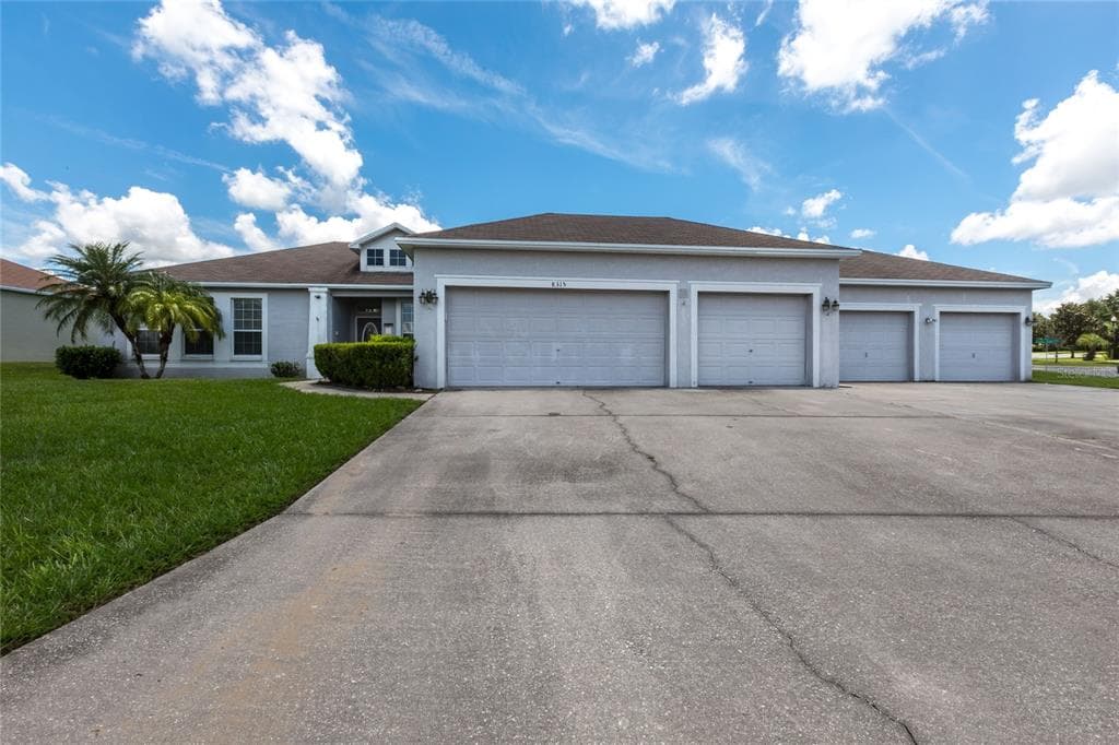 8315 GREYSTONE DRIVE LAKELAND, FL 33810