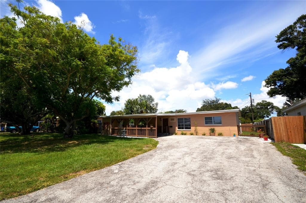 3301 70TH LANE N ST PETERSBURG, FL 33710