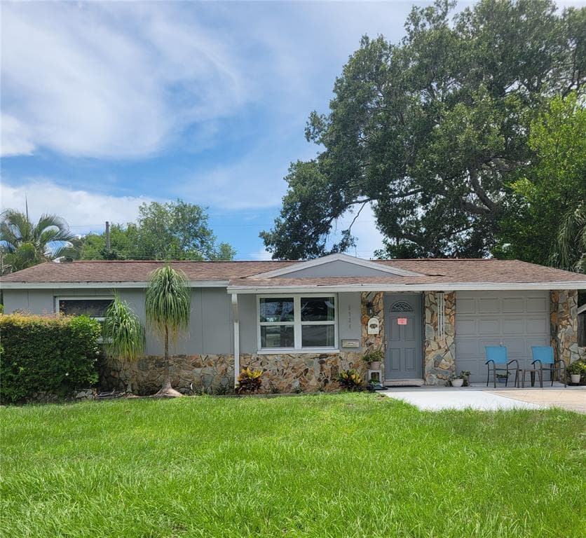 6924 82ND AVENUE N PINELLAS PARK, FL 33781