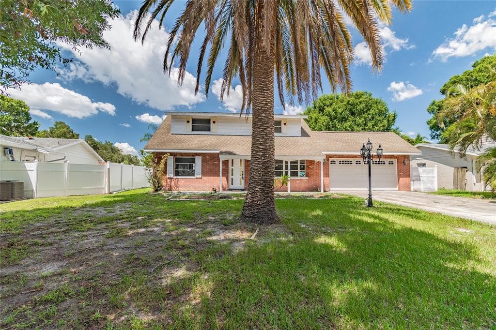 12431 MONARCH CIRCLE SEMINOLE, FL 33772