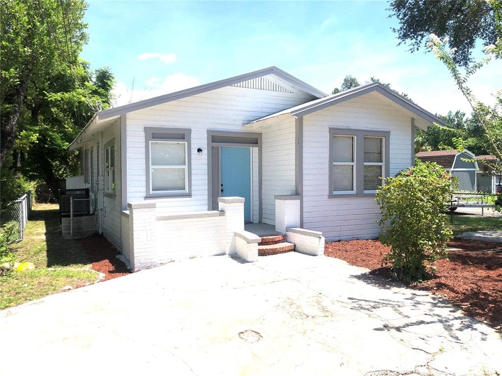 3406 DELEUIL AVENUE TAMPA, FL 33610