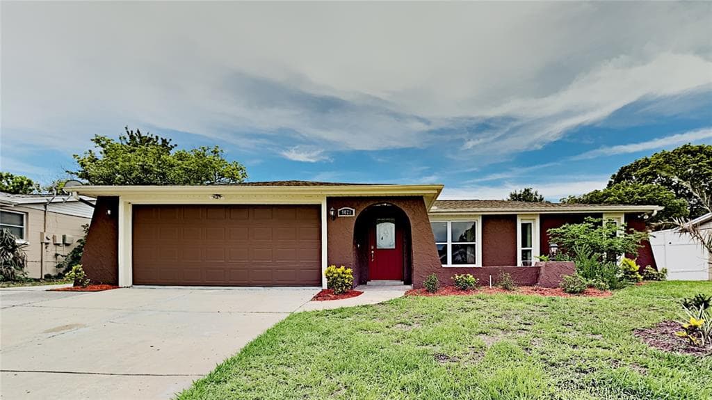 9021 SAINT CLAIR LANE PORT RICHEY, FL 34668